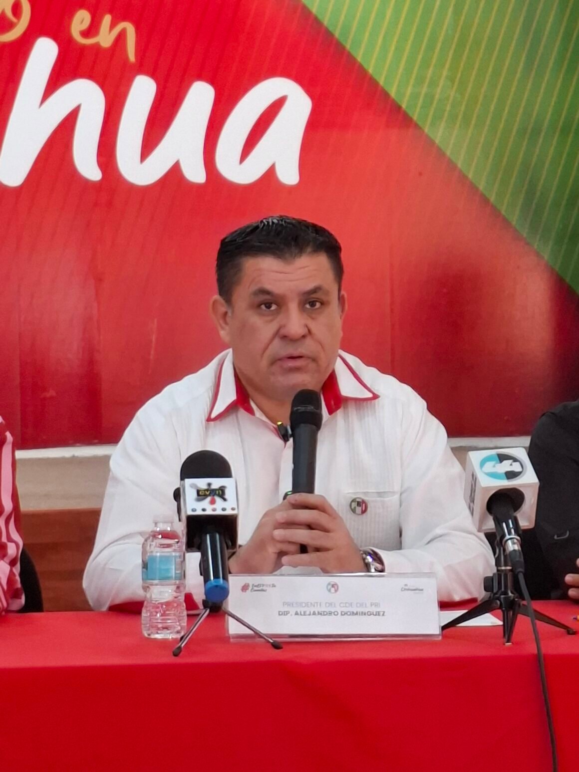 20260327_101730 “Es un ataque sistemático del oficialismo”: Alejandro Domínguez respalda a Lilia Aguilar