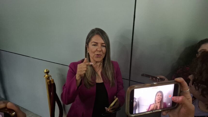 “Es una falsificación de un documento oficial”: Rosana Díaz denuncia firma alterada en oficio contra Adriana Terrazas