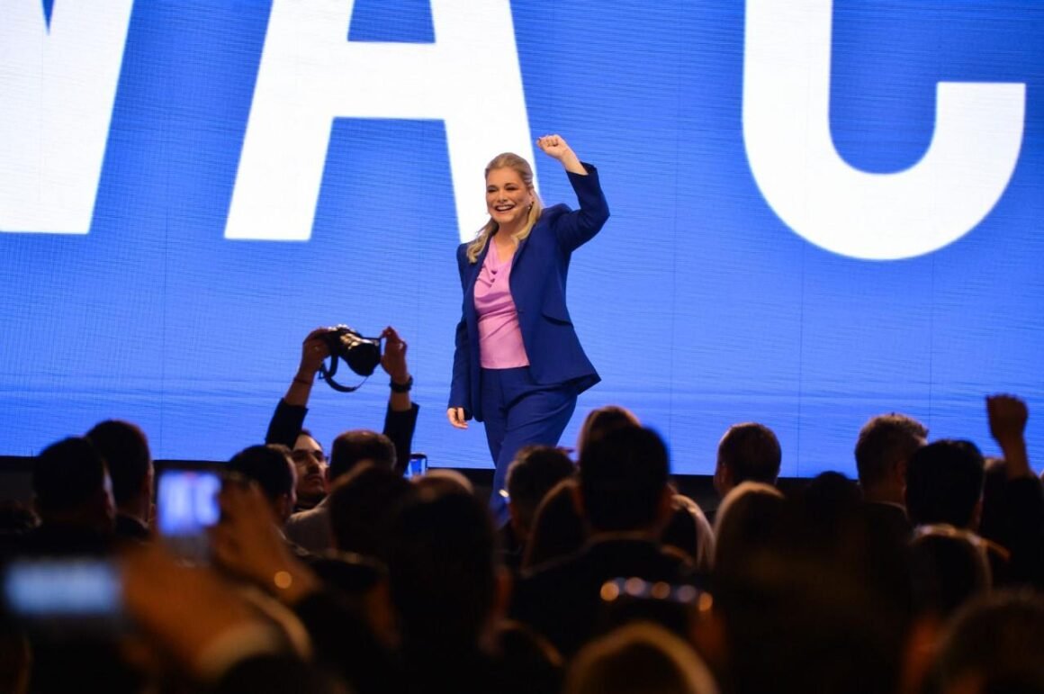 Maru asegura que va a terminar su gobierno