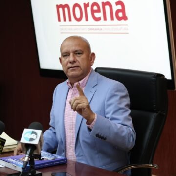 Reducir los miles de millones a los partidos políticos y terminar con la dedocracia, es una exigencia ciudadana: Cuauhtémoc Estrada