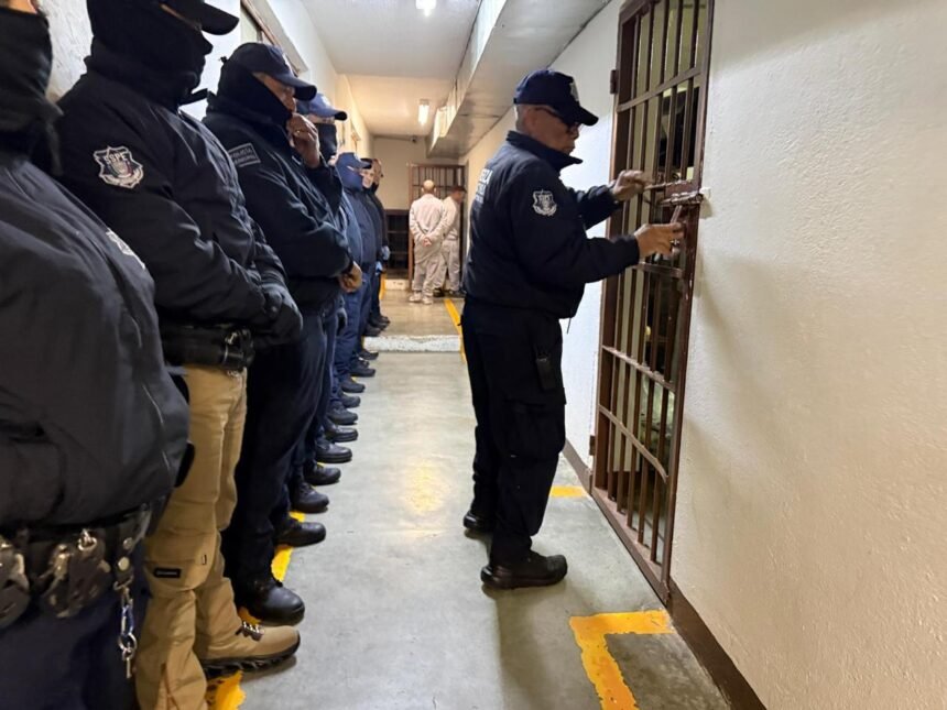 Revisión extraordinaria en Cereso de Cuauhtémoc no detecta objetos de riesgo