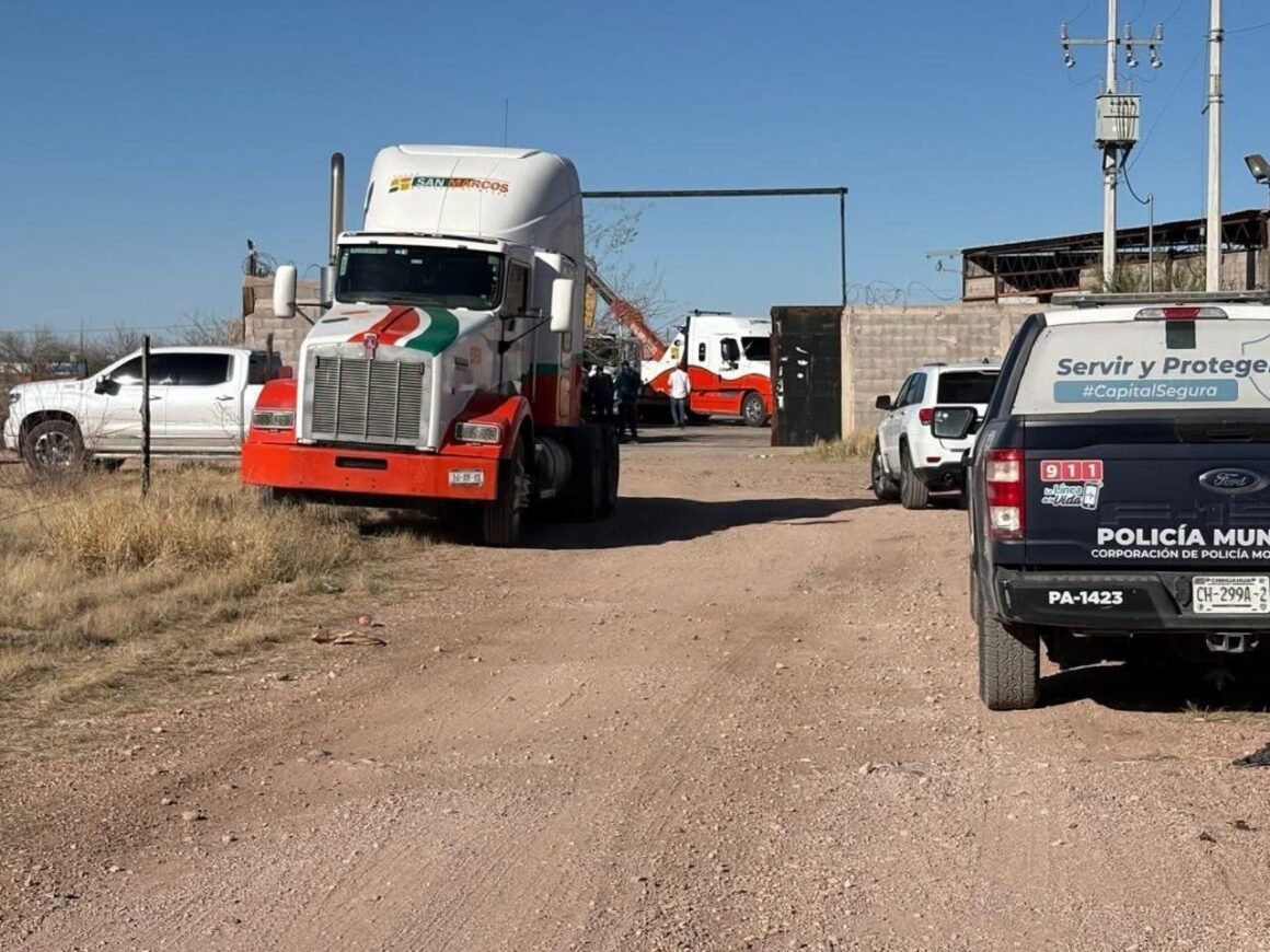 Señalan protección desde Palacio de Gobierno a empresa de grúas vinculada a predio investigado por huachicol