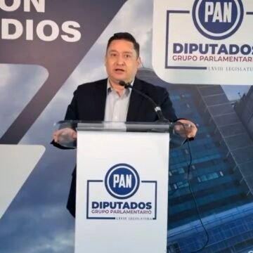 “La década perdida”: Alfredo Chávez arremete contra exgobiernos y respalda gestión de Maru Campos