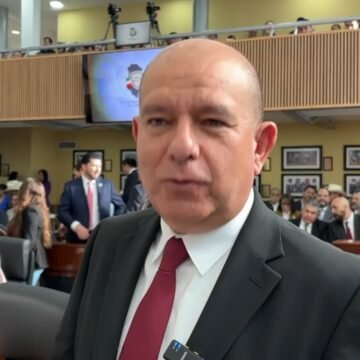 VID-20260301-WA0001 Difícil que la gobernadora rinda cuentas a los chihuahuenses cuando titulares de áreas sensibles andan en campaña