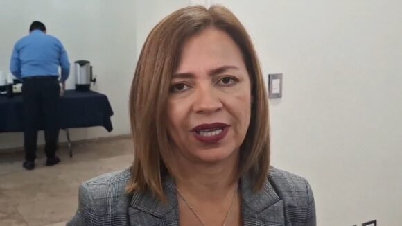 Ve Isela Martínez viable elección directa de regidores y reducción del Cabildo