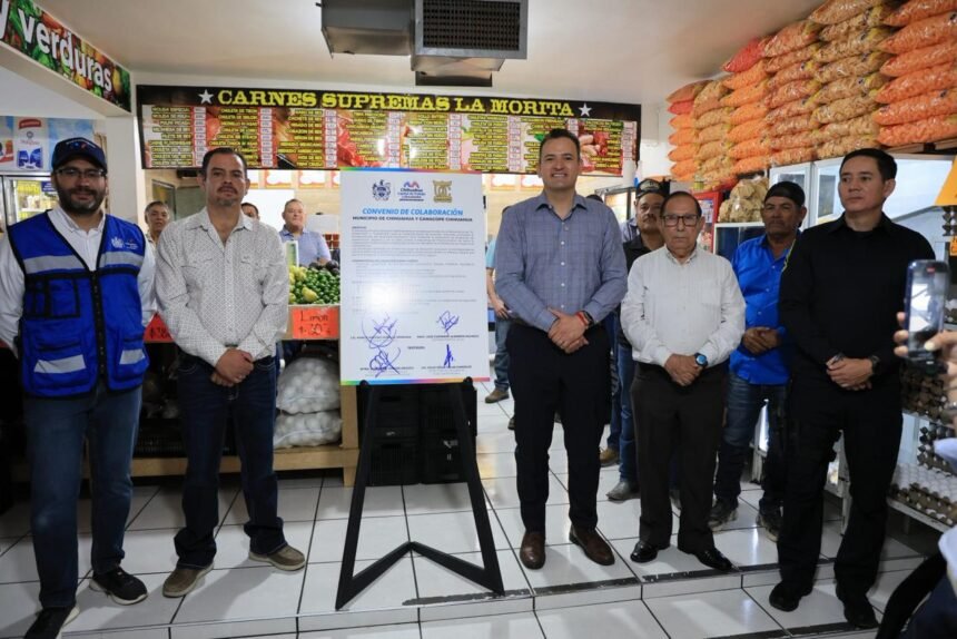 Municipio firma alianza con CANACOPE para fortalecer negocios locales en Chihuahua