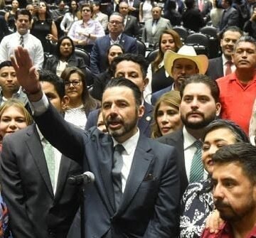 Diputados eligen a Aureliano Hernández como nuevo auditor superior de la Federación
