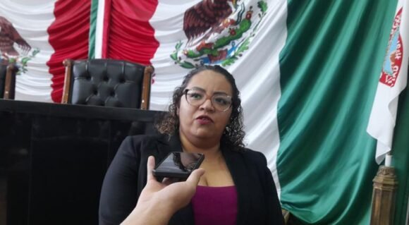 “Nadie la está echando, sigue siendo convocada y sigue haciendo trabajo legislativo”: Elizabeth Guzmán sobre salida de Rosana Diaz de bancada de Morena