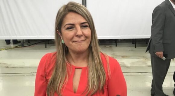 Rosana Díaz analiza salida de bancada; Verde e independiente, entre sus opciones