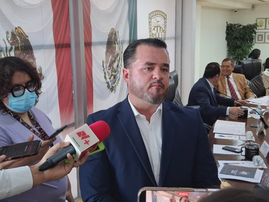 Defiende Óscar Avitia coincidencias legislativas y responde a críticas por votos en reforma electoral