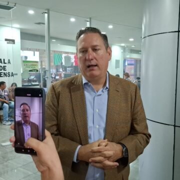 “Es un absurdo y atenta contra la soberanía”: Carlos Olson critica reforma electoral