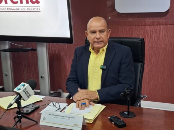 “Corral no tiene nada que estar opinando de Morena”: Cuauhtémoc Estrada