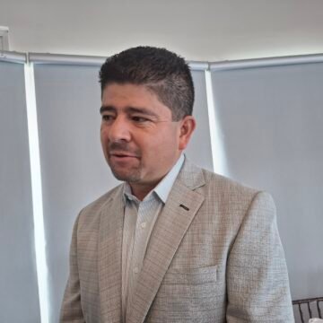 “Cualquier invitación se acepta o no”: Saúl Mireles respalda a Maru Campos por no acudir al Senado en caso CIA