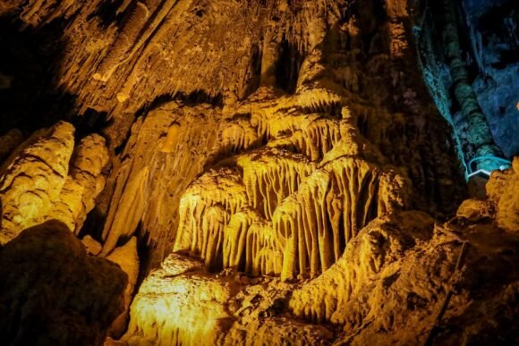 Un plan diferente esta Semana Santa: Invita DIF Municipal a las Grutas Nombre de Dios