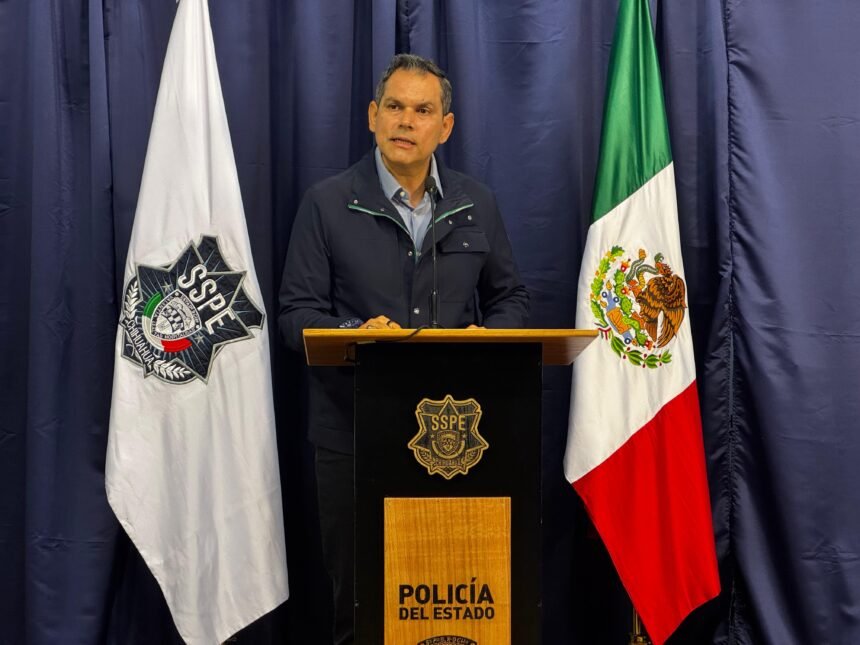 Suspende SSPE a elemento que disparó afuera de bar; buscan su baja