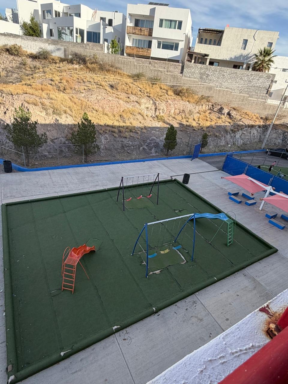 IMG-20260407-WA0003 Padres de familia denuncian malas condiciones en canchas del Espabi