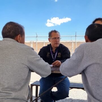 Poder Judicial de Chihuahua arranca Jornada de Justicia Itinerante en el CERESO No. 1; asesora a internos sobre su situación legal