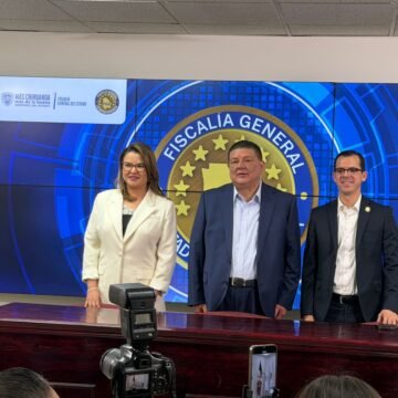 Confirma fiscal ataque a avioneta en la sierra; investigan uso de dron