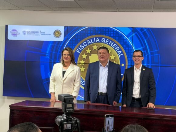 Confirma fiscal ataque a avioneta en la sierra; investigan uso de dron