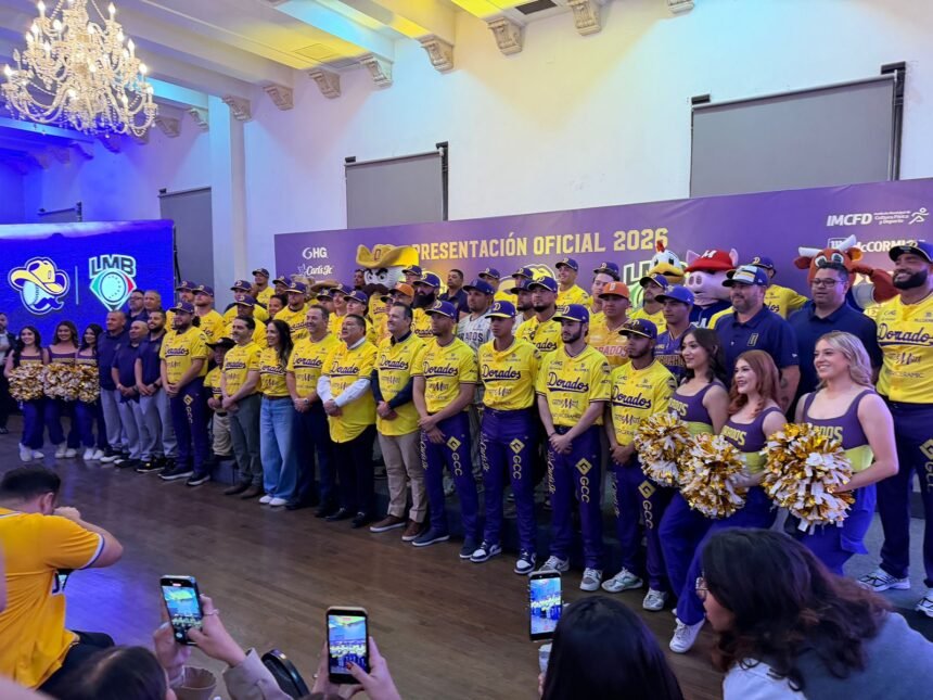 Bonilla se sube a la porra de Dorados… y la porra le devuelve el favor en la presentación del equipo