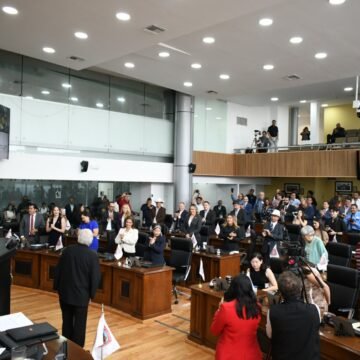 Reconoce Congreso trayectoria de Enrique Carbajal “Sebastián”