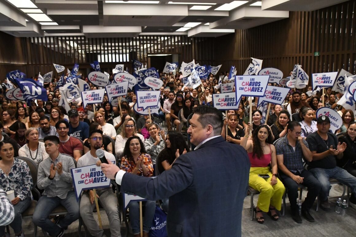 Se reúnen cerca de 700 becarios en “Encuentro de Generaciones Alfredo Chávez”