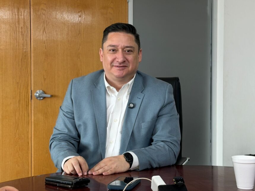 “En el PAN la regla es clara: apoyar a quien esté mejor posicionado afuera”, afirma Alfredo Chávez