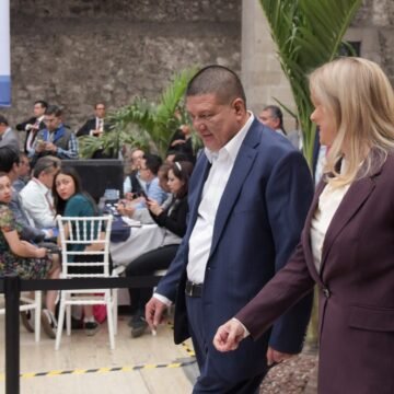 Acompaña Fiscal General a la Gobernadora Maru Campos en la presentación del Plan Estratégico de Procuración de Justicia del Gobierno Federa
