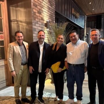 Reunión con Maru en el D1 busca bajar la tensión tras cruce entre Jáuregui y De la Peña