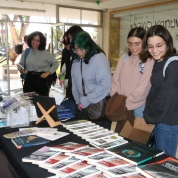 UACH promueve la lectura en vacaciones con recomendaciones literarias