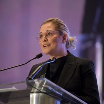 Maru pide audiencia con Sheinbaum