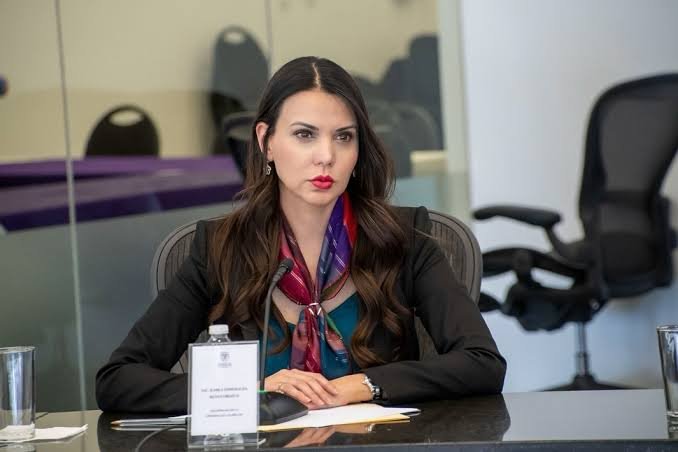 Karla Reyes y su doble ingreso en el TSJE