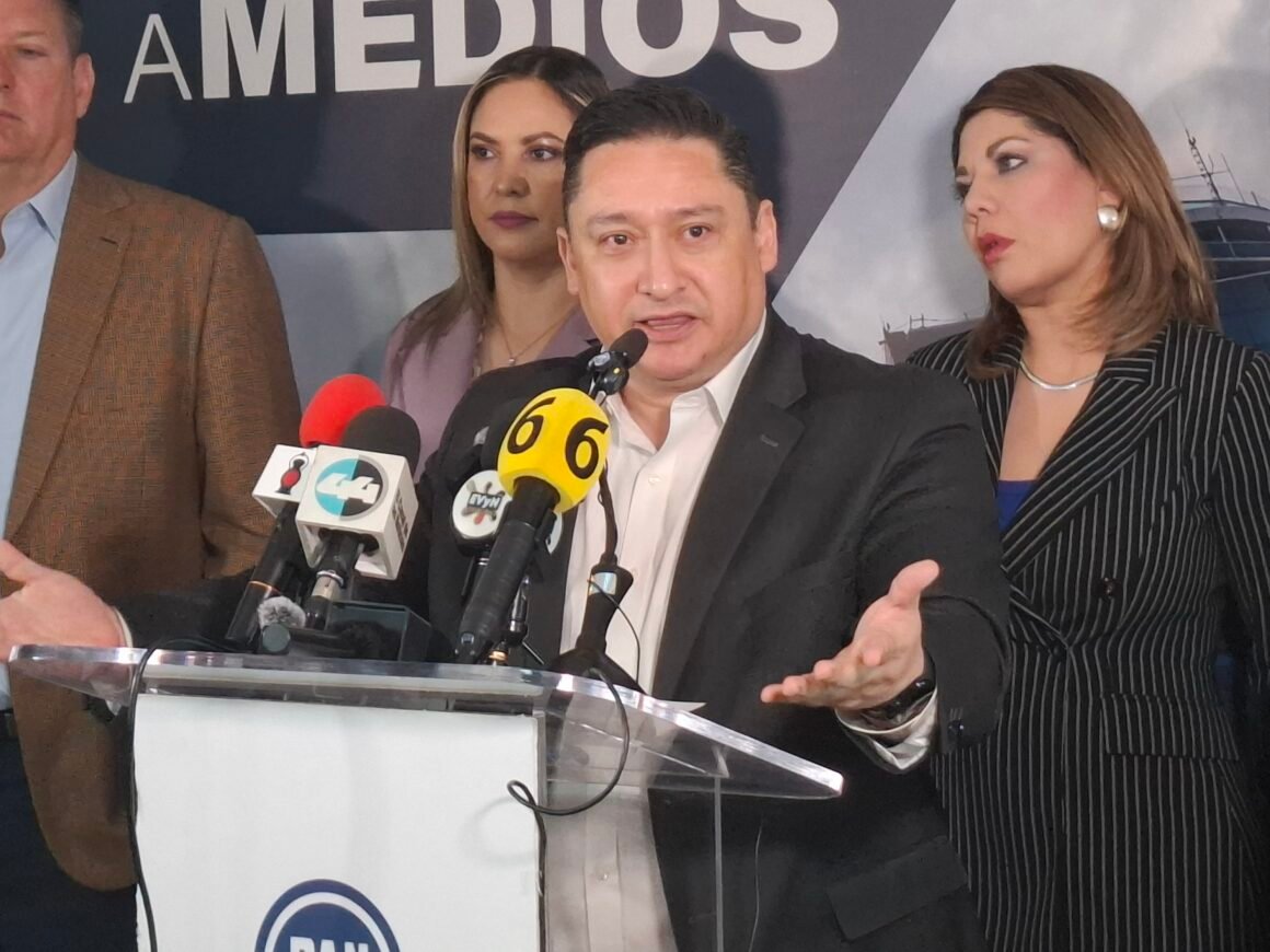 “Chihuahua no va a ser Sinaloa”: Alfredo Chávez arremete contra Morena y defiende a Maru Campos