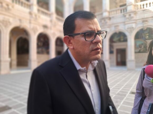 Revela fiscal hallazgo de varios cuerpos dentro de vehículo en brecha de Valle de Zaragoza