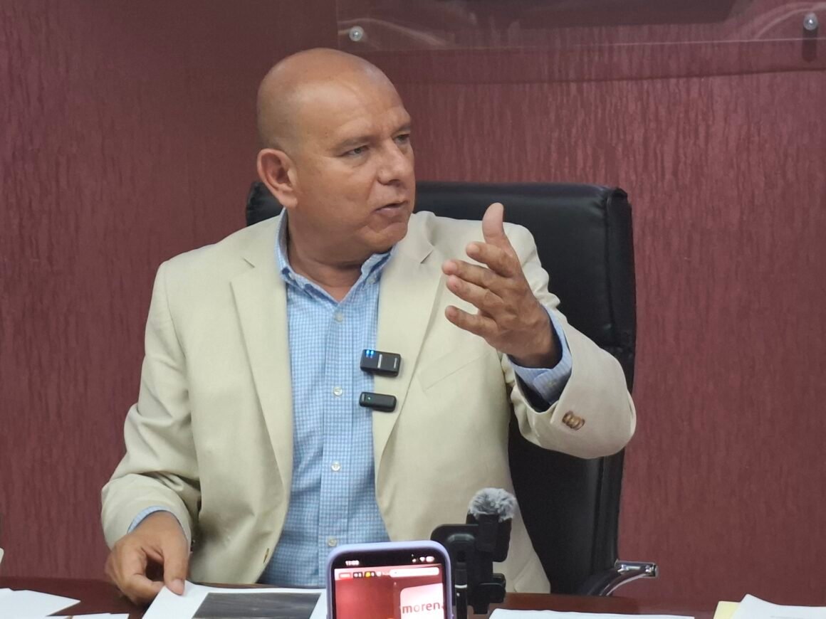 “Si el PAN la quiere impulsar, que la impulse”: Cuauhtémoc Estrada responde si Morena está haciendo de Maru Campos una ‘rockstar’