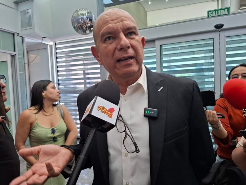 “No es una cuestión de votos, es una cuestión de competencias”: Cuauhtémoc Estrada defiende juicio político en San Lázaro