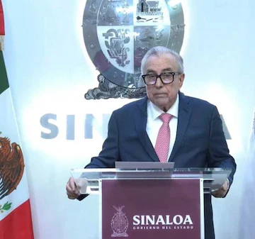 Rocha Moya pide licencia al cargo; asegura tener “la conciencia tranquila”