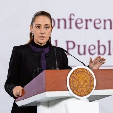 “Yo prefiero Chihuahua que Nueva York”: Sheinbaum critica patrullas con logotipo de la policía neoyorquina