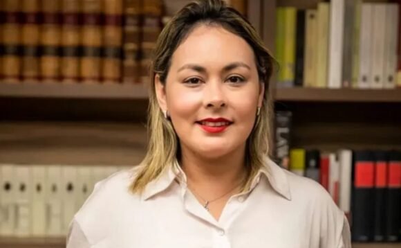 Congreso de Sinaloa nombra a Yeraldine Bonilla como gobernadora interina tras licencia de Rocha