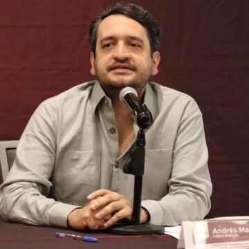 Andy López Beltrán renuncia a dirigencia de Morena; buscará diputación en Tabasco