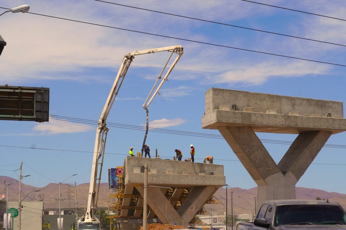 Avanza obra del paso superior en Los Nogales e Industrias; lleva 59%