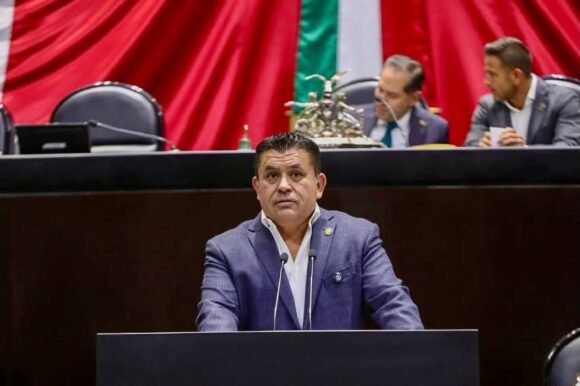 No basta la licencia, se requiere justicia: Álex Domínguez-PRI exige verdad, legalidad y rendición de cuentas