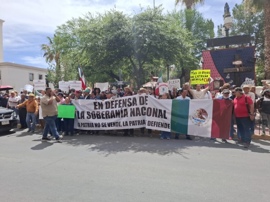 “Maru nos debe explicaciones”: marchan militantes de Morena contra la gobernadora