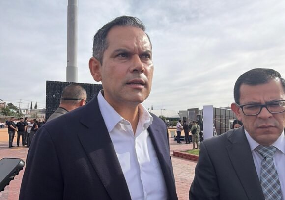 Confirma Loya decomiso de armas robadas y aseguramiento de vehículo en San Felipe