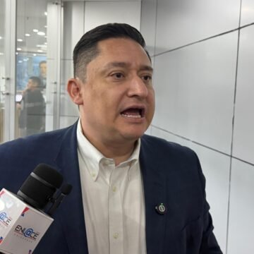 “No existen elementos para un desafuero ni para una licencia de Maru Campos”: Alfredo Chávez