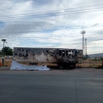 Incendian estructura con publicidad de Alan “El Cabrito” Falomir