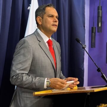 “No instalaste a tiempo, te penalizo”: Loya explica sanciones contra Seguritech por Centinela