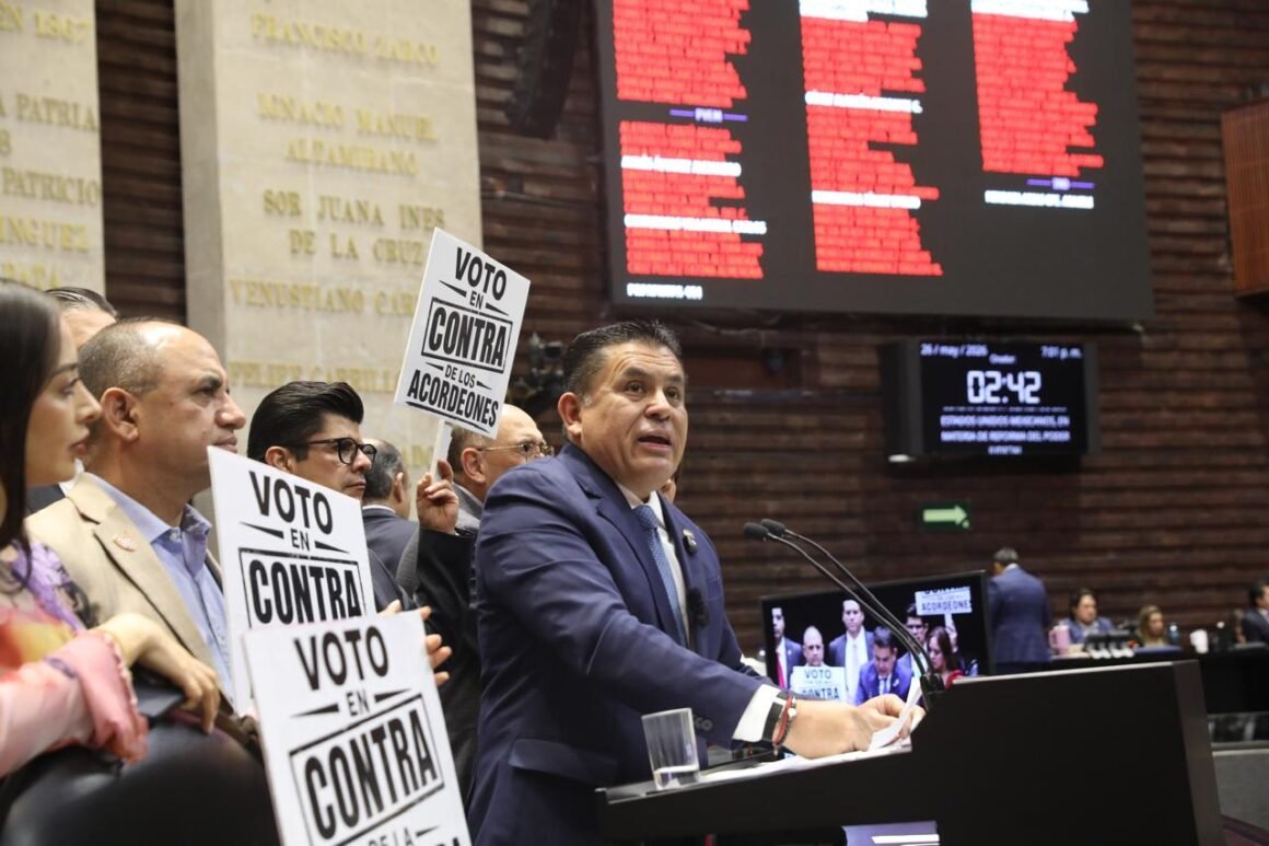 IMG-20260527-WA0007 Exige Álex Domínguez respeto a la Constitución y denuncia uso político de la justicia