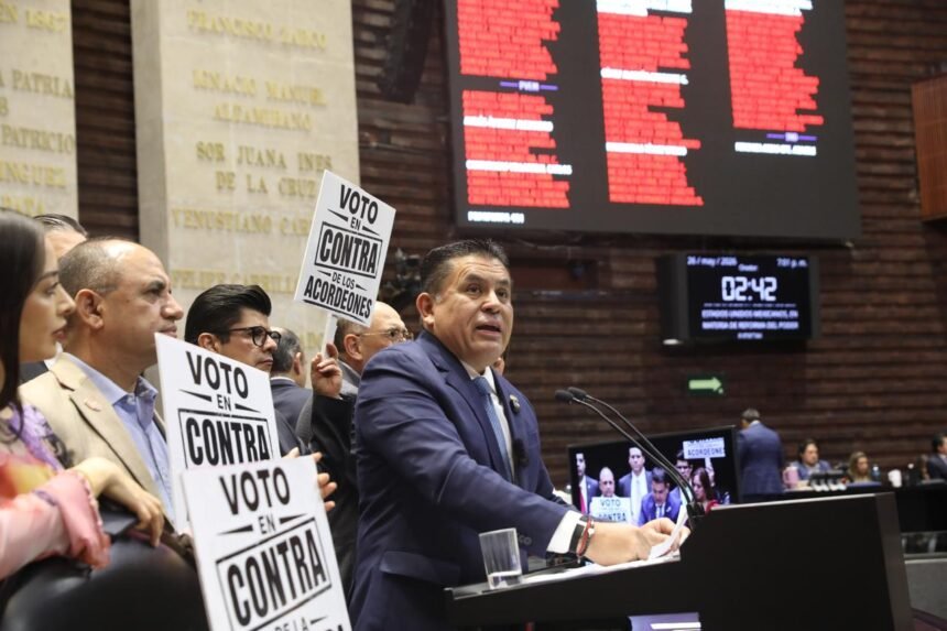 Exige Álex Domínguez respeto a la Constitución y denuncia uso político de la justicia