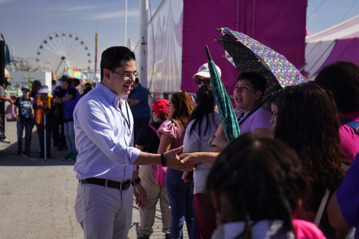 Invita Rafa Loera a alumnos del Centro de Capacitación para Personas con Discapacidad a Santa Rita